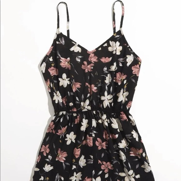 New Romper - Picture 6 of 10